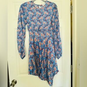 A.L.C. Behati Pleated Sky Blue Floral Midi Dress - size 6 long sleeve